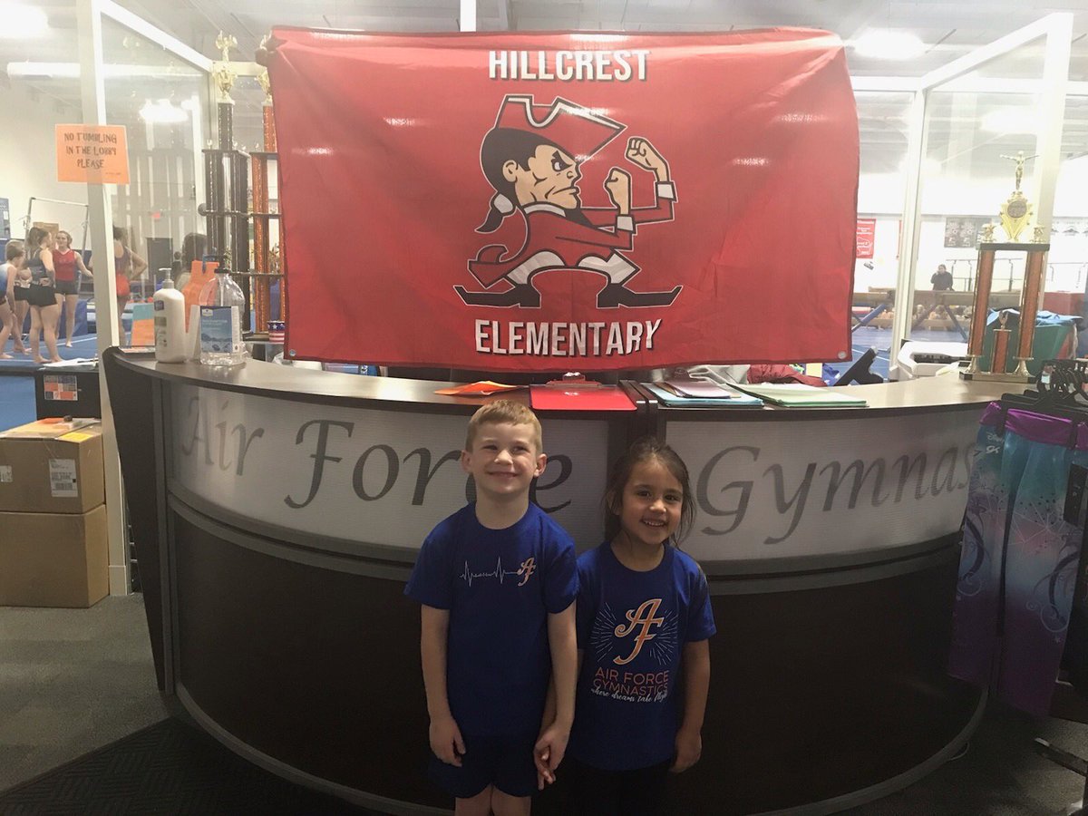 Beranekinders's tweet photo. Some of our #raiderstrong students showing some Hillcrest Pride at gymnastics @PCSD_HC https://t.co/kpY0Ysx37F