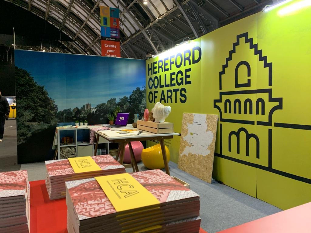 HerefordArtsCol's tweet photo. Say hello to Kath 👋 one of our graduate ambassadors at the ‘Create your future' exhibition in Manchester today. Come & have a chat with one of the team & learn more about our creative courses. We're on stand 71 until 3pm today & 10am - 3pm tomorrow @ucas_online #createmanchester https://t.co/TBf6rKAX5k