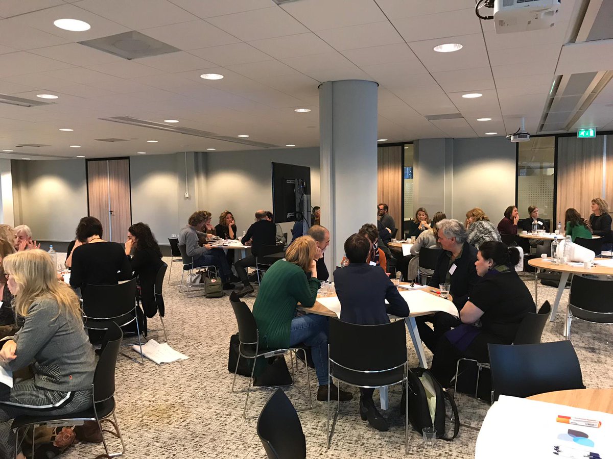Cedris's tweet photo. Vandaag is in Rotterdam de eerste bovenregionale bijeenkomst van de #Programmaraad over praktijkleren. "Houd het praktisch en werkbaar", dilemma’s en oplossingen in het heden en de toekomst worden besproken. https://t.co/EVnXrfhR28