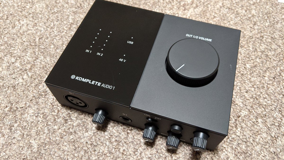 Lucciola3301's tweet photo. My new gear!
#ni #nativeinstruments #kompleteaudio1 #komplete https://t.co/PuikNUdWXq