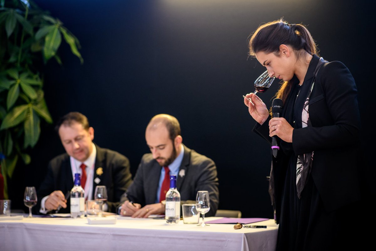 VirginieRdy's tweet photo. | SALON #EXPHOTEL |

Dernier jour du #salon placé sous le signe de la transmission de savoir-faire et du #partage !

Une belle édition 2019 qui marquera les esprits de tous les passionnés !

On se donne rendez-vous en 2021 ;)

#exphotel2019 #work #salon #bordeaux #etchebest https://t.co/3WIucedKBU