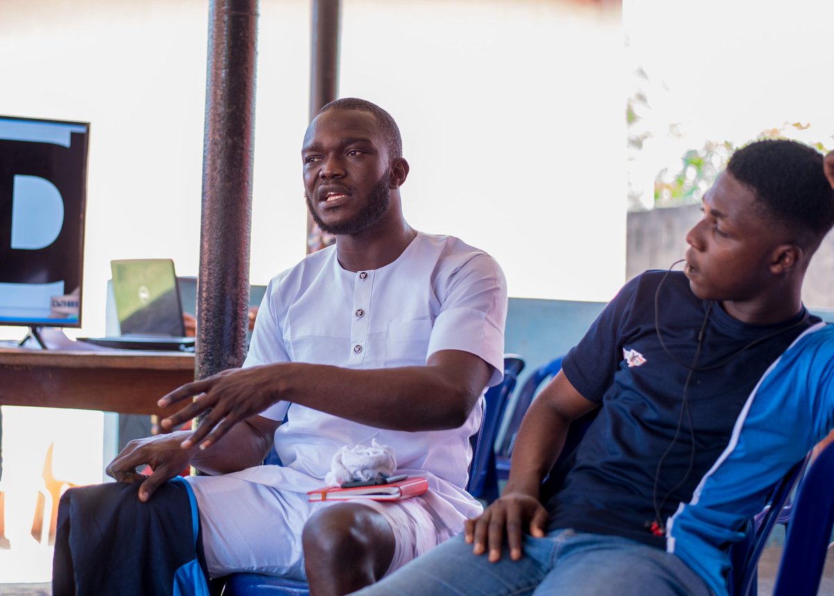 EliteLagos's tweet photo. Photo Clips During One Of The Sessions. "Innovation, Creativity & Concept Development".
#ABrandCalledYou
#YeliteConference2019
@LagosYMCA @HiyClubOfLagos @WZ_ymca @NigeriaYmca @ymca_ghana @Africa_YMCA @WorldYMCA https://t.co/pHzRM51C7Q