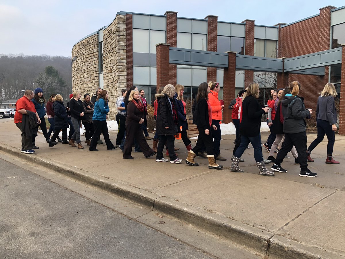 BirdASES's tweet photo. Walking-in in solidarity at ASES. @etfopresident @ETFOeducators @bratinatimmins https://t.co/lyXE9HRUjO