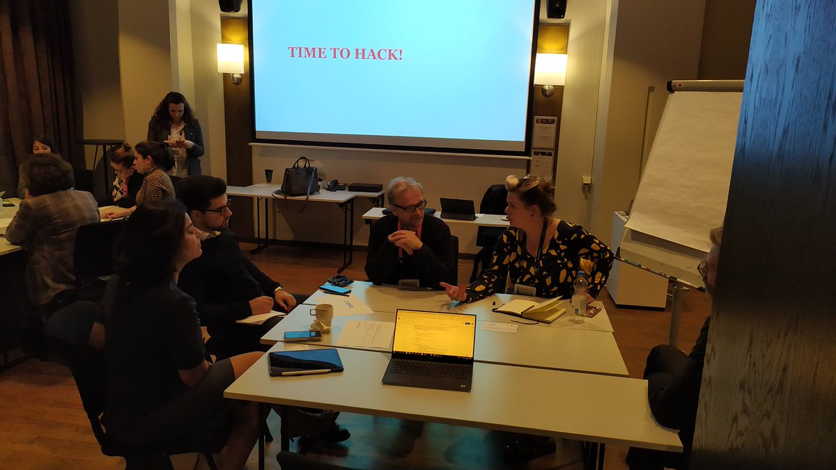 cdh1001's tweet photo. Policy hack at #SMEassembly2019, focusing on how policymakers can better promote corporate-startup collaboration. #corpsandstartups https://t.co/SpNjAzUnBf