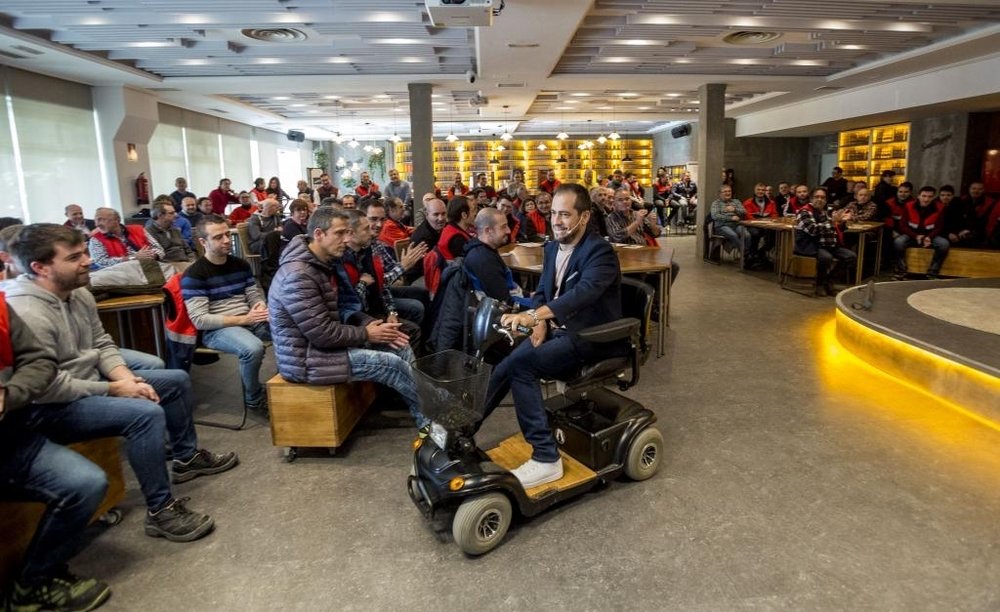 fund_adecco's tweet photo. Ayer estuvimos en #Burgos con nuestro embajador @Langui_Oficial hablando sobre #inclusión con empleados de @MahouSanMiguel
La #AbilityWeek sigue avanzando con motivo del #DiaInternacionalDiscapacidad.
https://t.co/aJpPcXtqUB https://t.co/Gtjrp1e1hY