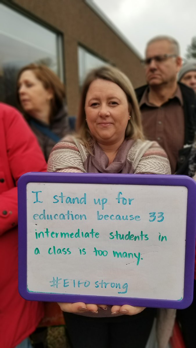 lisleterry's tweet photo. Cuts hurt kids! #tletl #ETFOstrong https://t.co/CdArg99kKJ