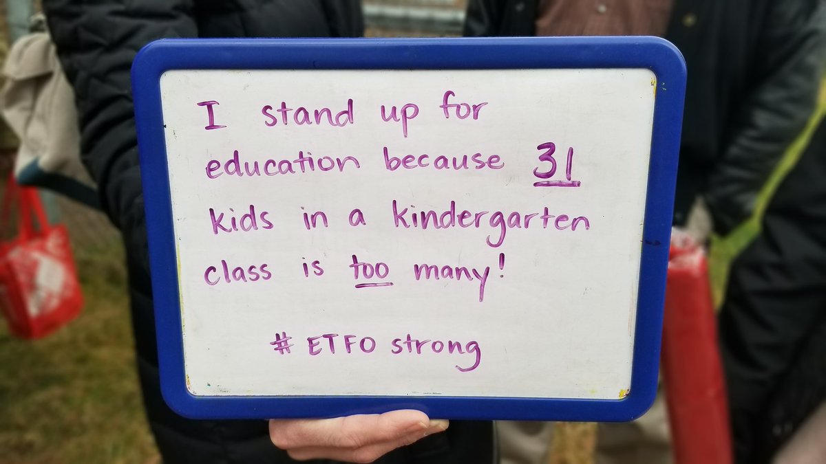 lisleterry's tweet photo. Cuts hurt kids! #tletl #ETFOstrong https://t.co/CdArg99kKJ