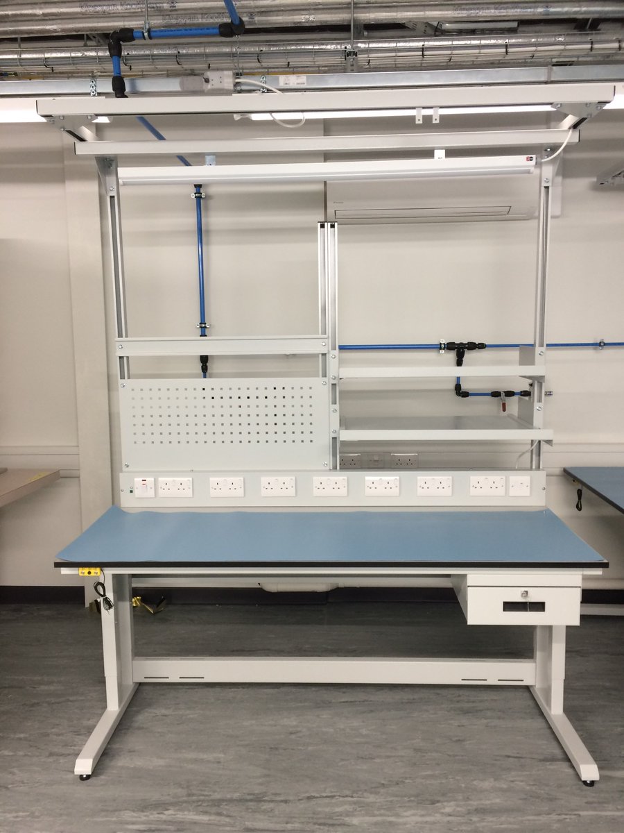 PAFSystems's tweet photo. Cantilever workbench project. Designed and manufactured in the UK. #metalworkbench #cantileverworkbench #cantileverworkstation #pafsystems https://t.co/xqmgNZRb6Q