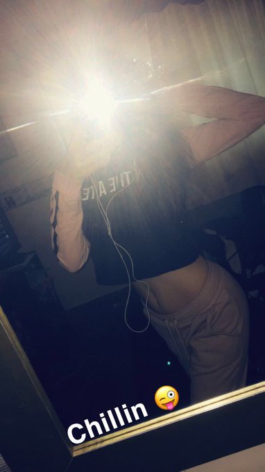 Feeling confident in my body😋 #fitness #workout #livinglife https://t.co/bi6BLX8GQZ<a href="/tag/fitness"class="tags">#fitness</a><a href="/tag/workout"class="tags">#workout</a><a href="/tag/livinglife"class="tags"><span>#livinglife</span></a>