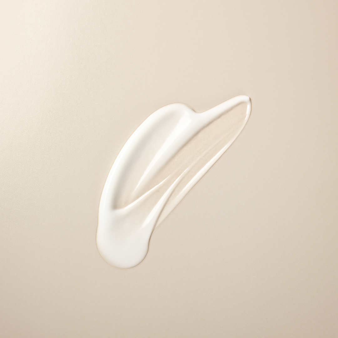 SFLSkin's tweet photo. Moisturizing your skin is crucial for keeping it hydrated throughout the fall and winter months. Applying a thick moisturizer as soon as you get out of the bath or shower will help keep your skin feeling nice & smooth. #sflskin #texturetuesday https://t.co/0C0VrWxo73