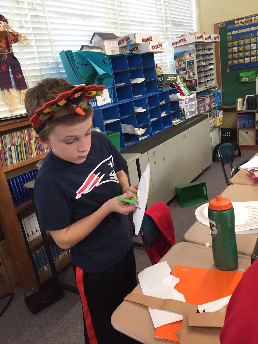 kgazard1's tweet image. Lights. Camera. ACTION! Room 37 presents, Thanksgiving at the Tappleton’s. #readerstheater #180daysofjoy @MindessAP @ClockerTalk