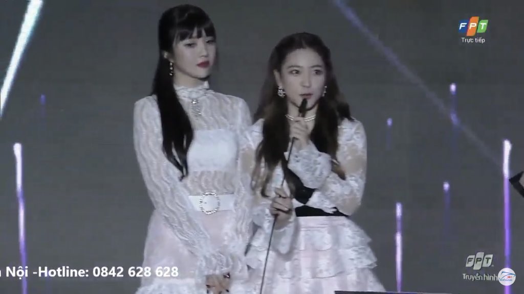 Congratulations RED VELVET for winning AAA GRAND PRIZE DAESANG ‘SONG OF THE YEAR’ in AAA 2019!

A well deserved win for talented beautiful ladies! 🎉🎉

#REDVELVET #AAA2019 #AAAinVietnam #레드벨벳