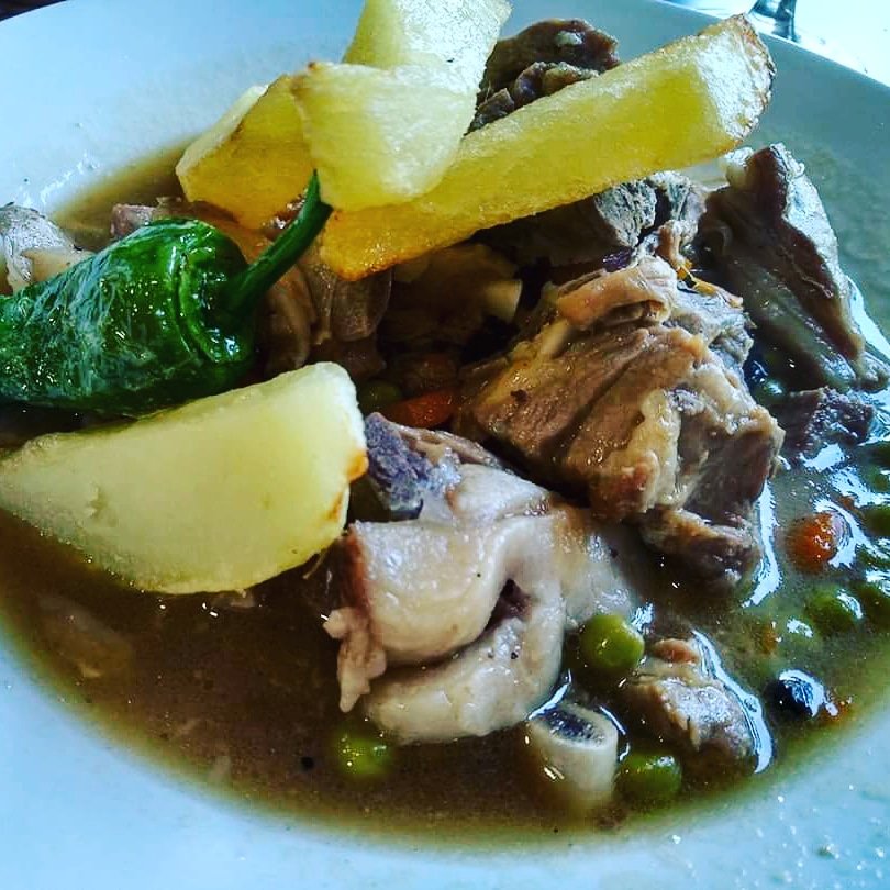 BonDiaMariaRest's tweet photo. #BonDiaMaria #Restaurant #Vilaseca

Llega el frío...🥶❄️ ¡Un ME GUSTA si te apetece un PLATO como lo prepara María!
👏😀👏

No podrás evitar untar el pan...

Llámanos al 877401716. ¡Te esperamos!

#restaurante #comer #food #Tapas #Sana #Sabrosa #foodporn #yum #yummy #instafood https://t.co/VLBF9JVhdx