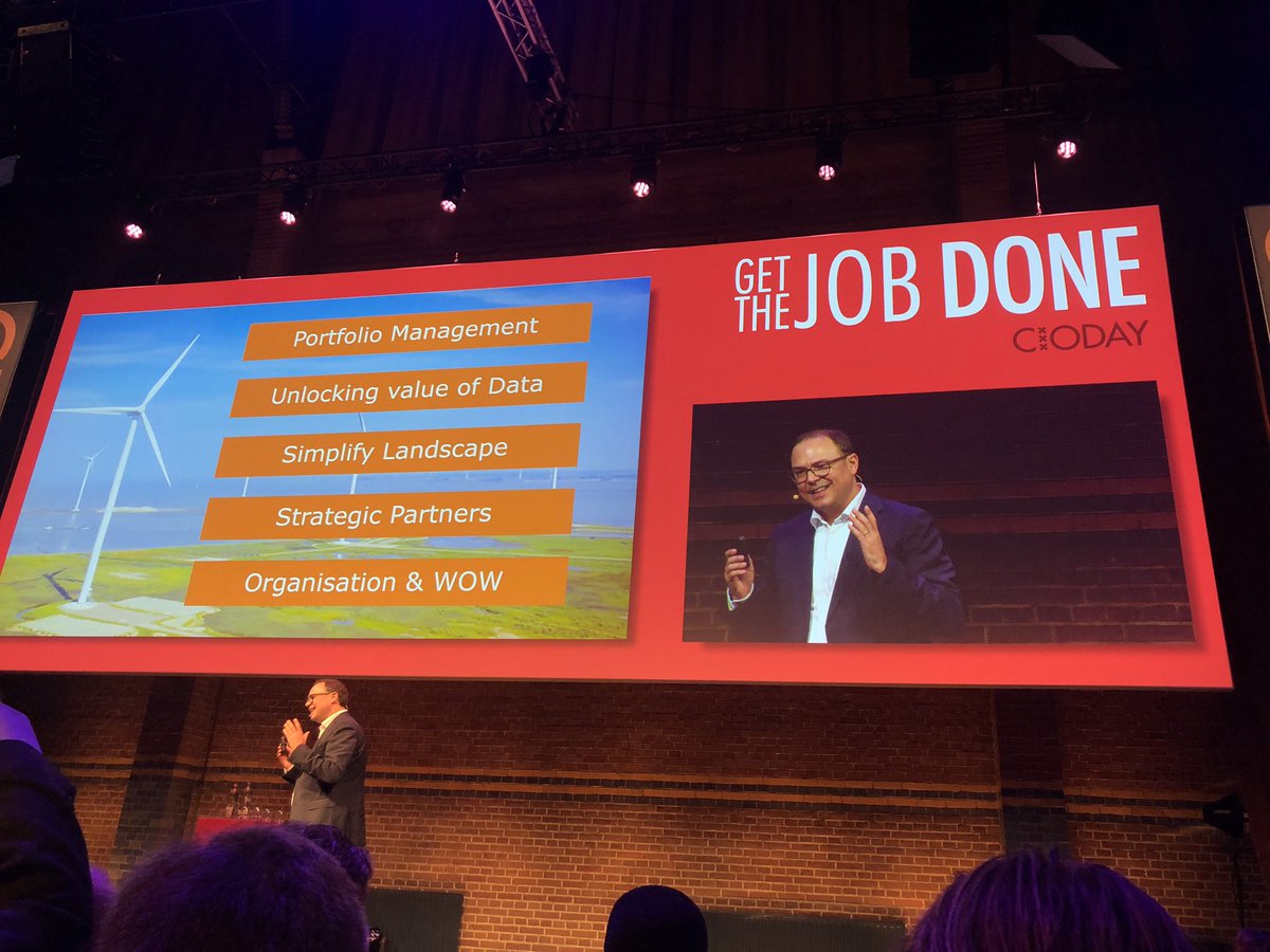 CIO of Eneco talking about their digital transformation approach. All data needs to be available on one platform; unlocking data #CIODAY #DigitalTransformation