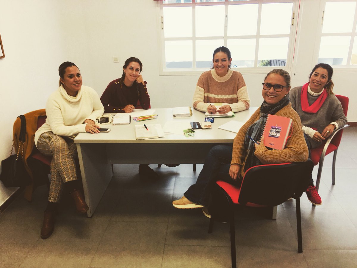 3...2...1...equipo ‼️🤩#TalenTUM19 #Formación #Empleo #Emprendimiento #TalentoDigital 🔝<a href="/AytoUmbrete/">Ayto. Umbrete</a> <a href="/rdAngelica/">Angélica Ruiz Díaz</a> <a href="/Ishabella11/">isabel</a> <a href="/UMBRETEJOVEN/">UMBRETE JOVEN</a>