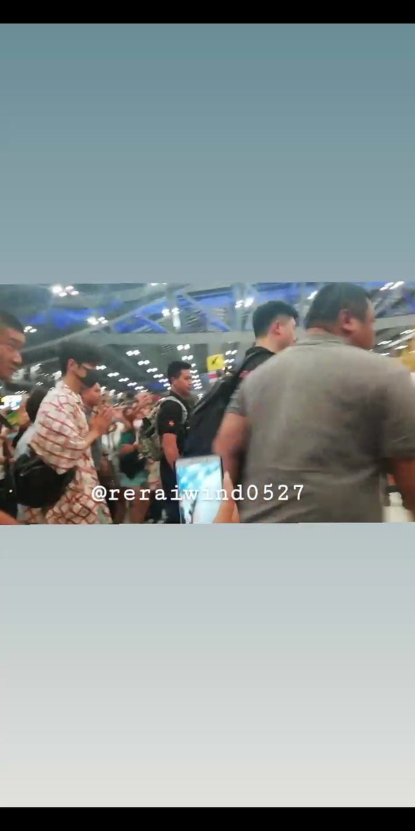 doubleRwind0527's tweet photo. 📍บันทึก : 21กย.5ทุ่ม - 22กย.ตี1
ได้เจอทั้ง2คนในเวลาใกล้ๆกัน📍
กล้องไม่ชัดแต่ความน่ารักทะลุกล้องเลยค้าบบบบบ สองแสบของหม่าม้าาา

เจ้ายู้กหมายู้กกาตุ่ย 🐶🐰 https://t.co/hsb8UwdDqE