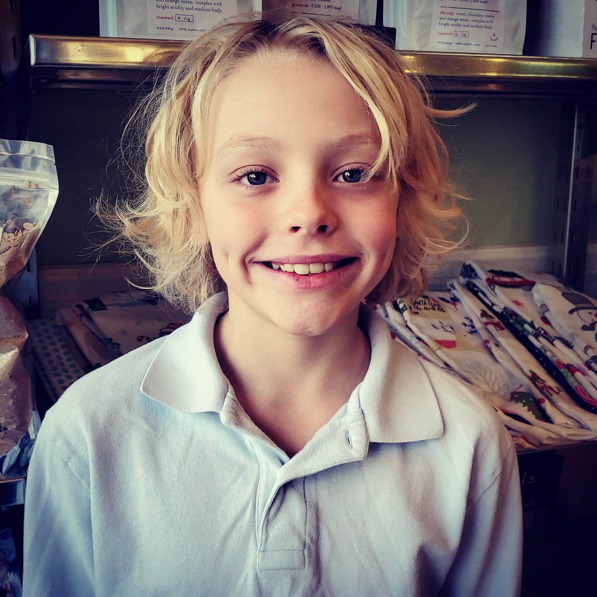 Amy_Hayes22's tweet photo. #freedom #pearlywhites #myboy #bracesbegone https://t.co/KtmPvWKkGL