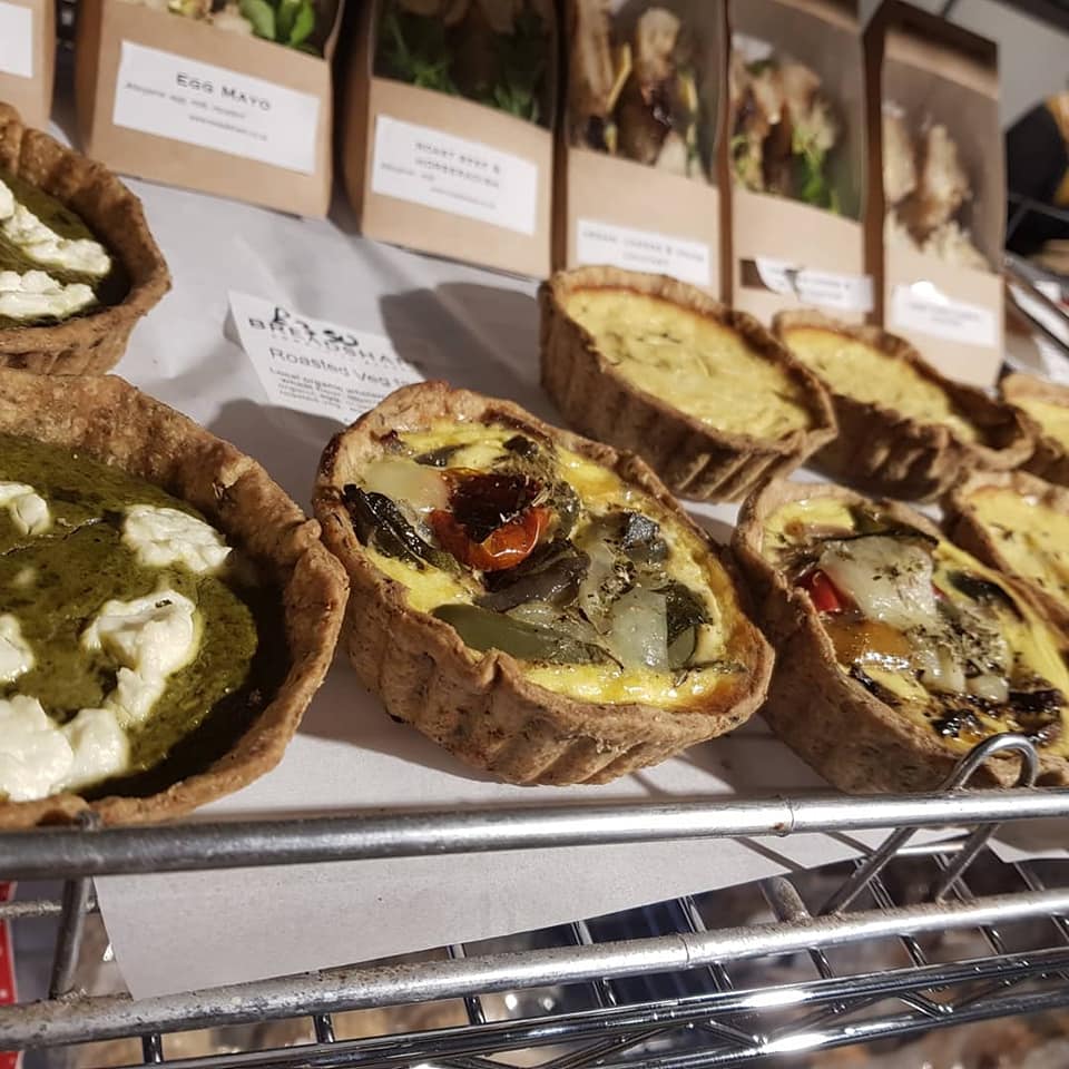 breadshare's tweet photo. Delicious takeaway options for lunch 😋 Here are the salads &amp; tarts we have on offer today, ranging from £3-4. 

Alex Bakes is open till 5pm
Jane Street Breadshare is open till 4pm

#breadshare #alexbakes #edinburgh #organic https://t.co/NfJntOMr7O