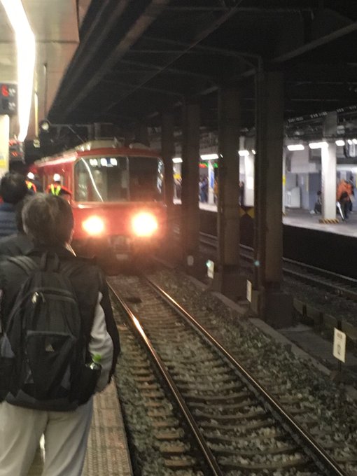 人身事故 名鉄名古屋線 金山駅で人身事故発生 乗ってる電車がとまった まとめダネ