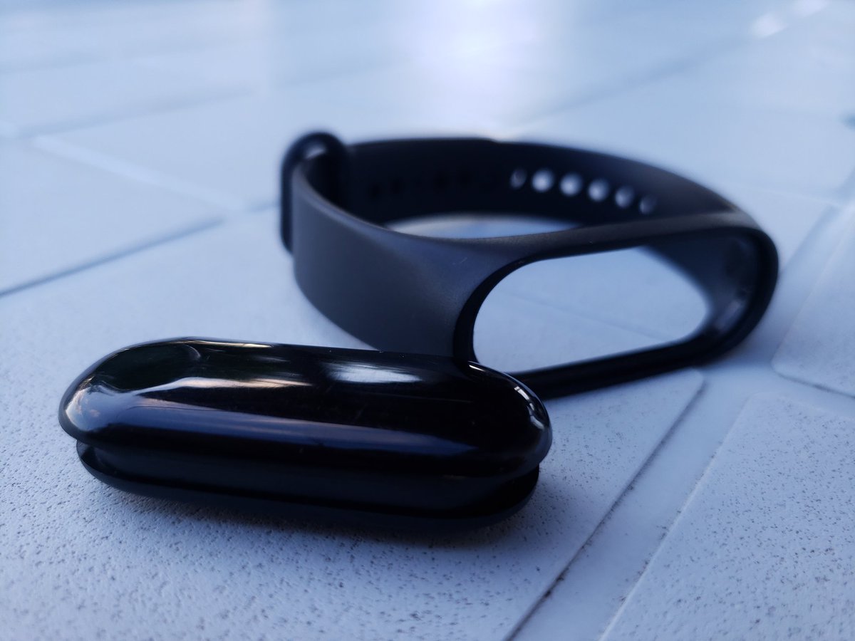 himstyleoficial's tweet photo. SMARTBAND⁣
⁣
R$ 79,90 av.⁣
⁣
ENVIAMOS PARA TODO BRASIL⁣
⁣
#smartband #smart #band #followtrick #m3 #relogio #relogiointeligente #relogiomoda #pulseirainteligente https://t.co/si3oeq4ouL