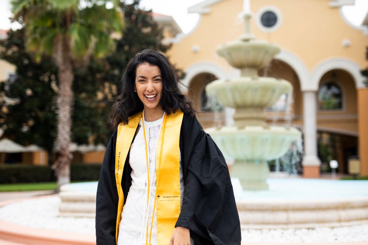 rosencollege's tweet photo. Starting Monday Dec 2nd, we will begin distributing cap and gown at the Rosen College Bookstore. Students will need a valid ID get a cap and gown. #gradgear #readyMonday https://t.co/FfWzdlsM8J