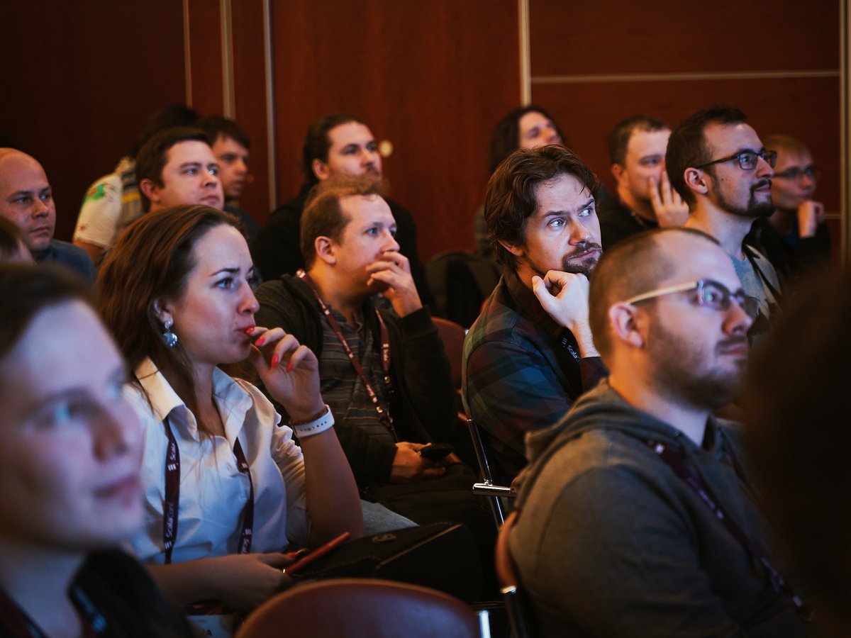 sum3rman's tweet image. #Akka + #GraalVM @ #ScalaConf (by @public_void_grv)