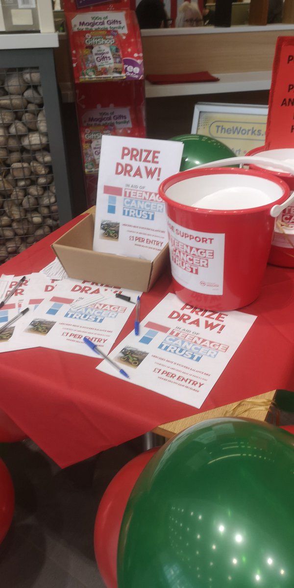 ProPads's tweet photo. Safety padding could fill a stocking but wouldn't be an ideal Christmas gift to donate! So instead we gave our time over the weekend to @TeenageCancer  #charitytuesday #DonateToBeatCancer https://t.co/CXoKWBCRIQ