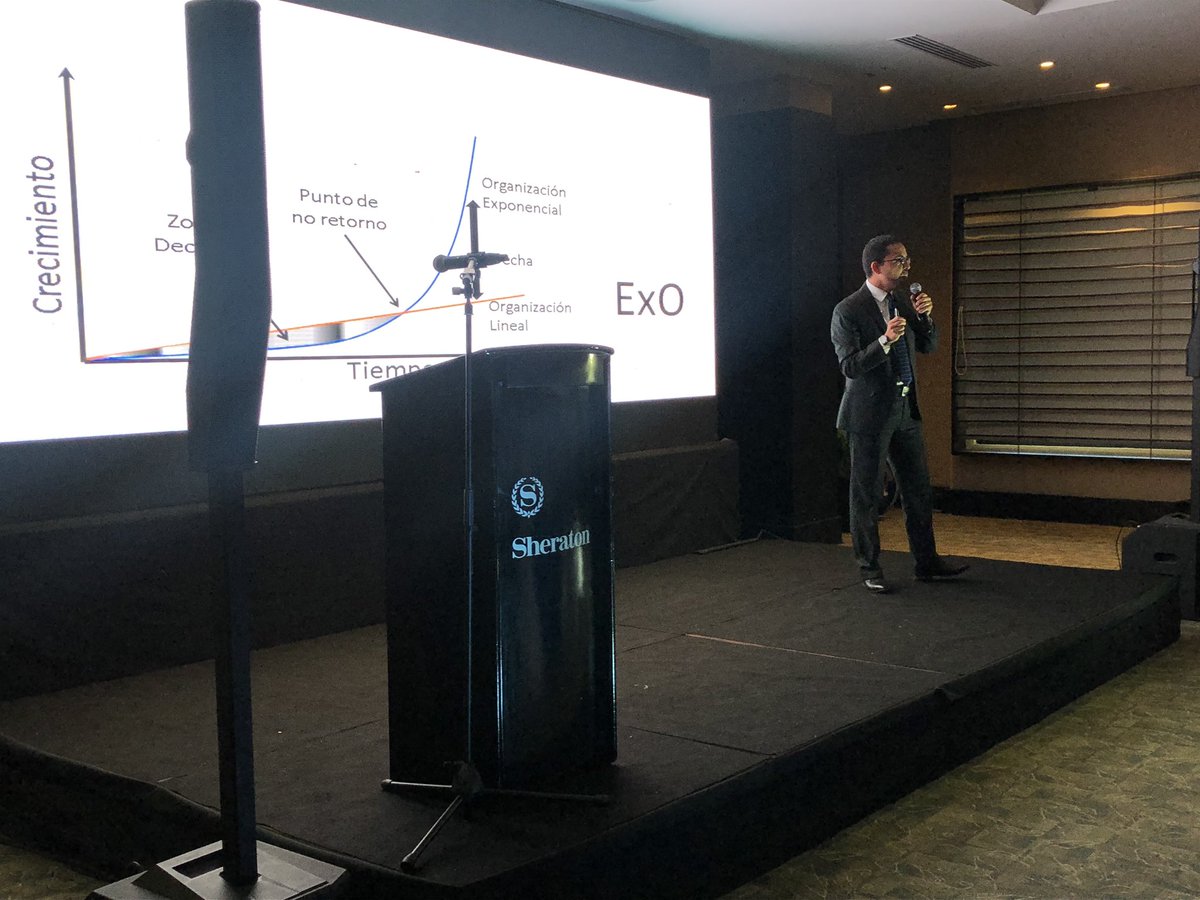 AsinfoEc's tweet photo. Empezamos nuestro #SummitAsinfo2019 gracias @gonzalomoreano con ponencia “La Industria 4.0 hacia la competitividad y la innovación https://t.co/qGJKC3uQ5H