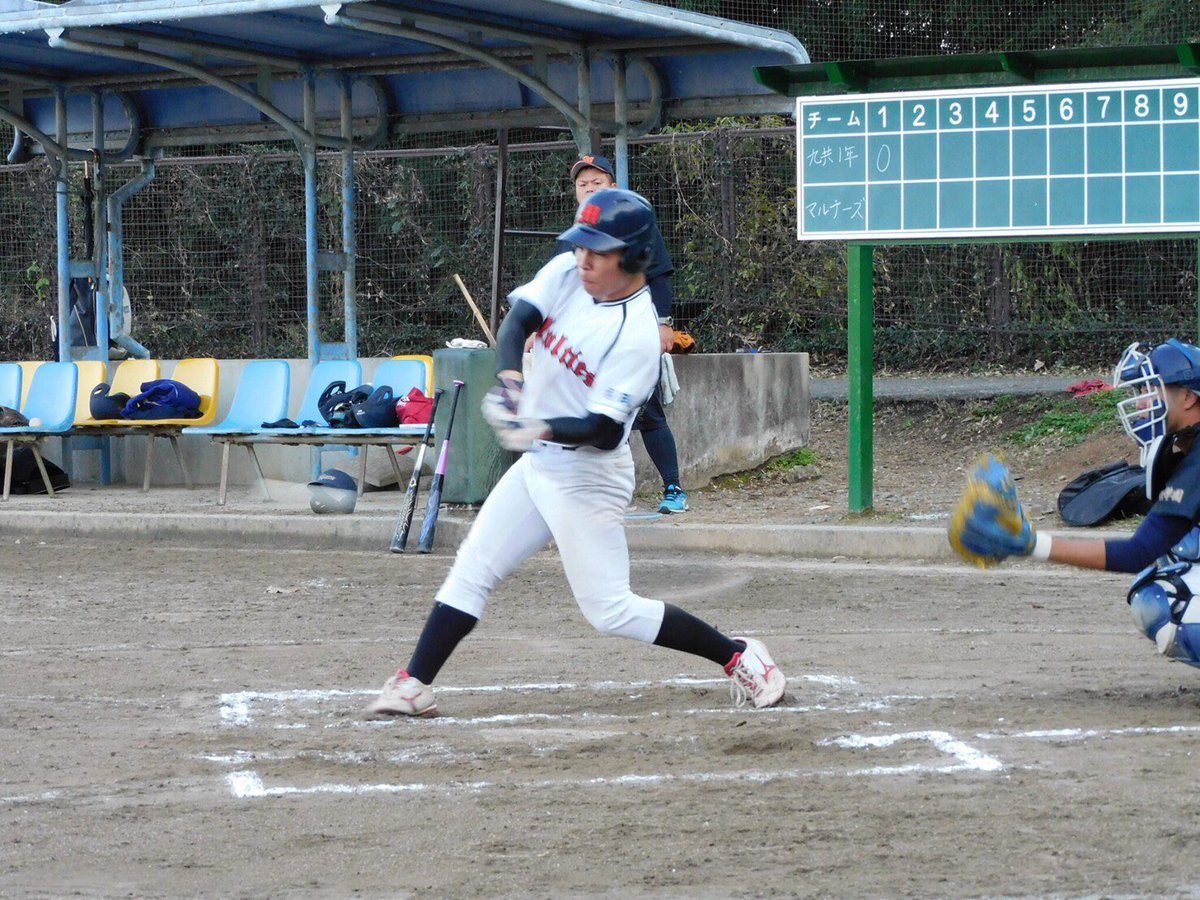 fue_multies's tweet photo. 試合は初回、走者1塁から3番の宮崎が左中間に長打を放ち、先制と思いきや、走者木元が、転倒し先制ならず。先発の福田は、初回に好機を許すも、連続三振などで切り抜け得点を許さない。3回の攻撃では、好機を作ると、4番福田が前戦に引き続き、タイムリーを放ち先制。後続も続き、見事勝利しました！ https://t.co/kV9Lxgns7R