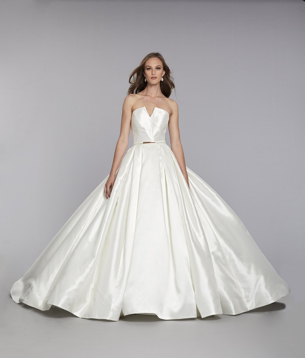 Chicago Style Weddings - The Celebration Society tweet media