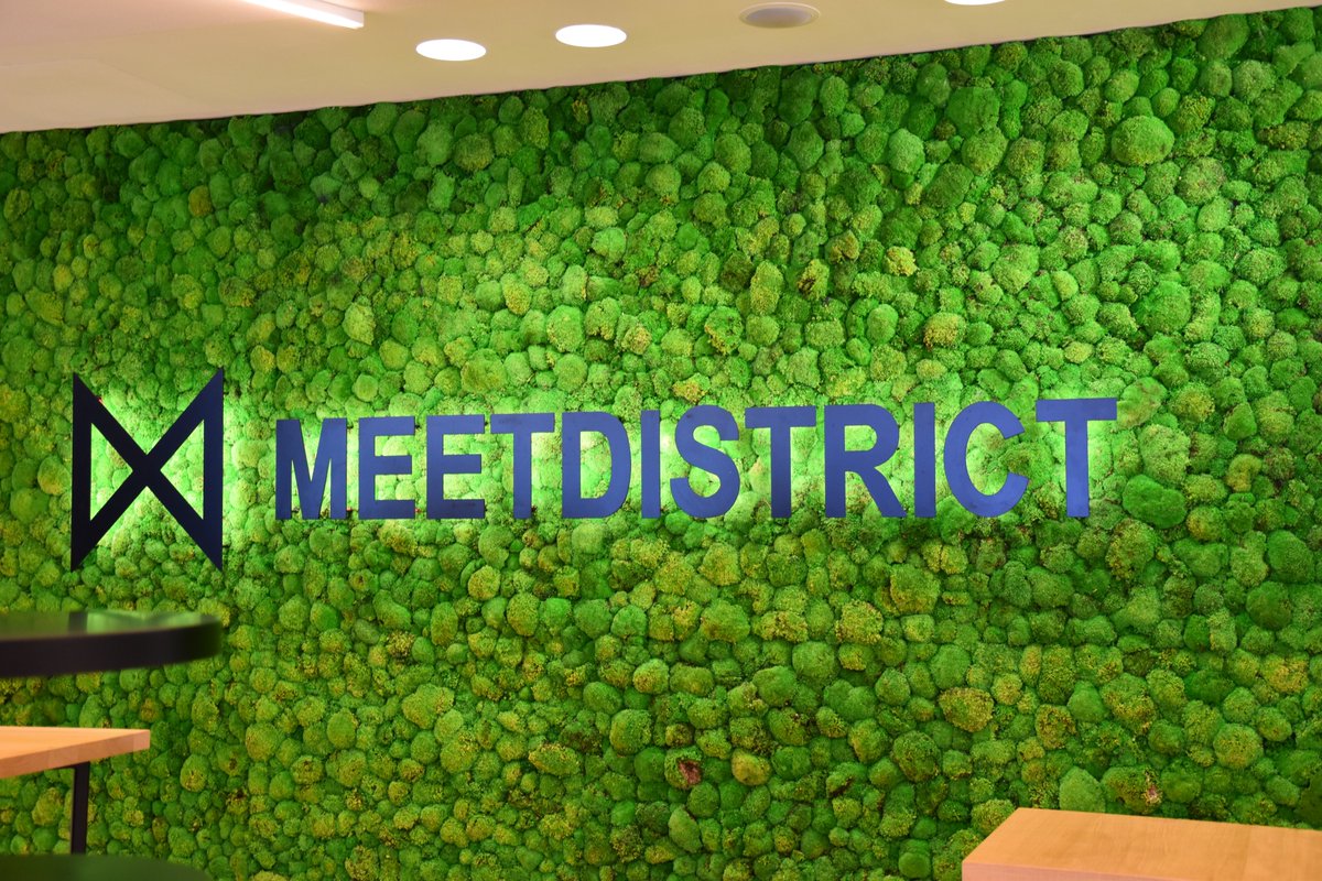 Axxes_IT's tweet image. 11 december hosten we een #JSBE meetup in ons nieuw kantoor in de #Ghelamco Arena in het #meetdistrict te Gent. Welkom vanaf 18u voor hapjes en talks binnen #Angular Meer info en inschrijven kan via meetup.com/jsbe-io/events… Tot dan!