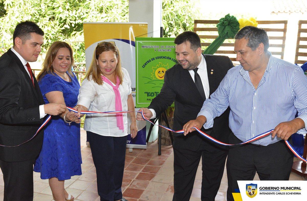 luquemuni's tweet photo. Inauguración de obras en el Centro Educativo Especial Ko’ē Pyahu https://t.co/ljIWb6gePa #LuqueDiferente #Obras #FONACIDE #CuartoBarrio https://t.co/bRKGkMwALG