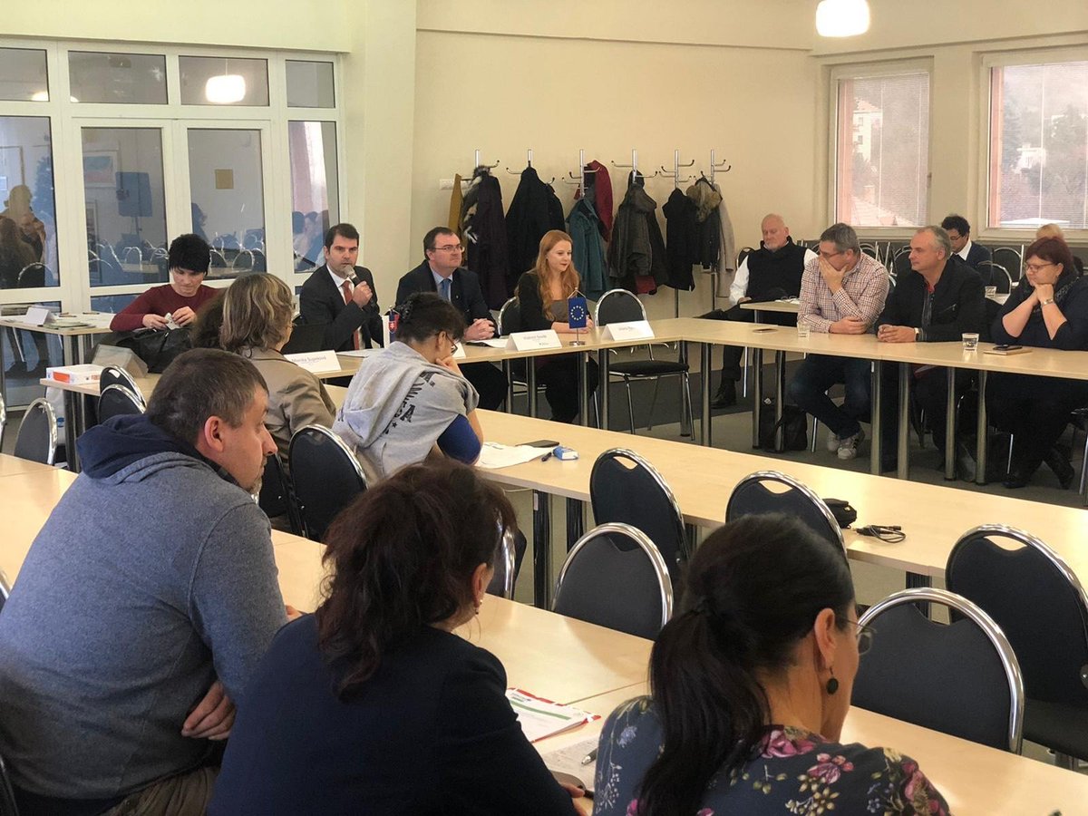 GWPCEE's tweet photo. NOW in Bratislava: At the 2nd #FramWat National Dialogue,  Slovak State Secretary @noro_kurilla emphasized that Slovakia is taking measures to tackle the #droughts &amp; #floods issues, and these require complex solutions, like the ones #FramWat is bringing. https://t.co/jaIXsLQBtK