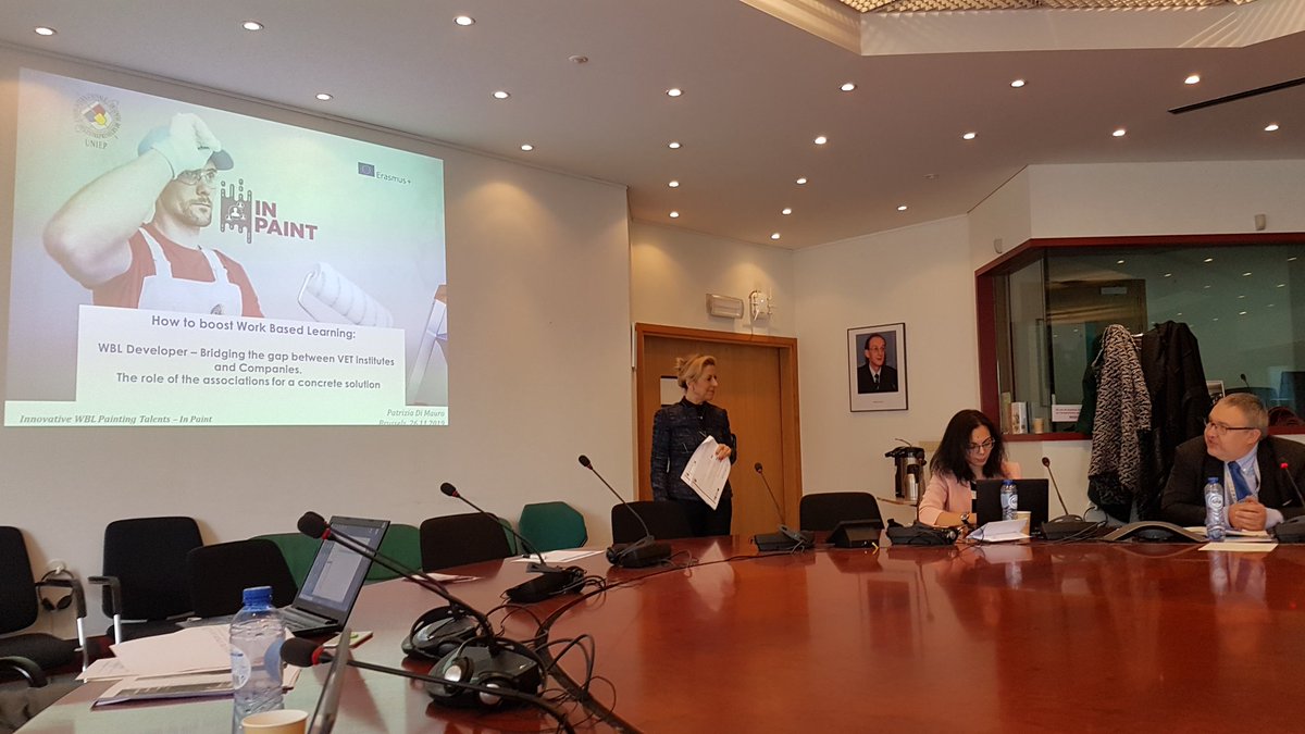 InPaintProject's tweet image. Today presenting @InPaintProject and its results at the @EU_Commission Construction2020 TG2meeting on "Skills &amp;amp; Qualification". 
@UNIEP_ SG, Patrizia Di Mauro focused on the role of the WBLDeveloper profile bridging the gap Schools-Companies through the National Associations.