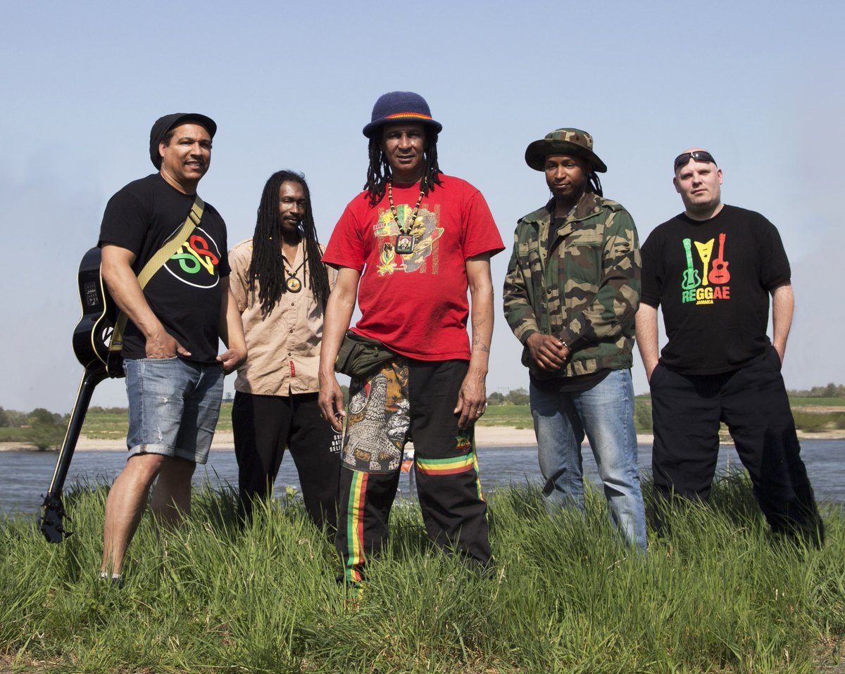 SNSREGGAE's tweet photo. WE ARE BACK! #backintime #weareback #reggaestillalive 
https://t.co/qIxBR1hXPg https://t.co/GpQkBH4ktE