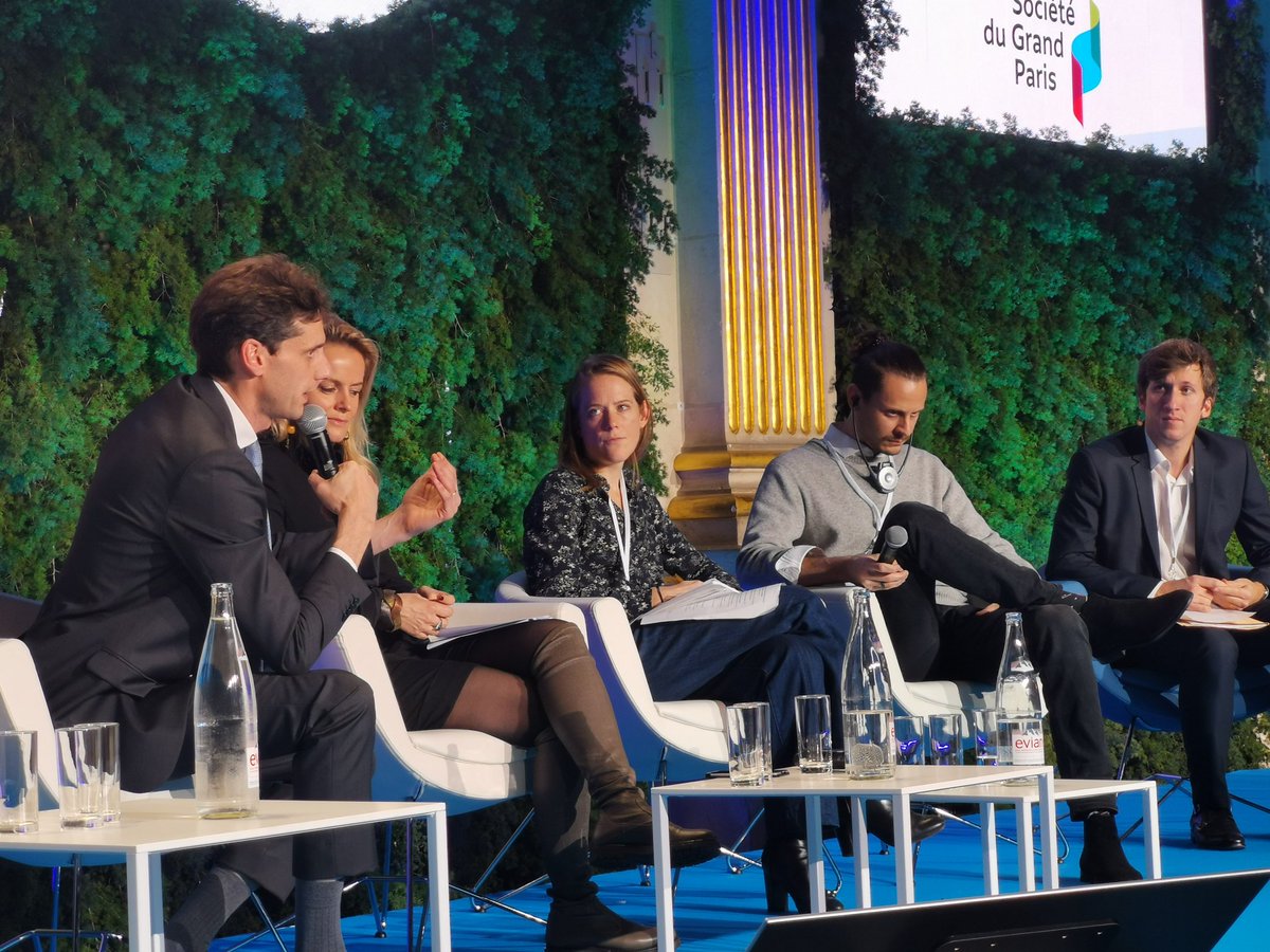 latribuneevents's tweet photo. "En tant que #banque, nous finançons les opérateurs de transport durable mais également la #mobilité individuel des collaborateurs de ces entreprises." @FrancoisBalay, directeur du développement du #GrandParis @SocieteGenerale #forumcitylife https://t.co/86bcZ1Pku8