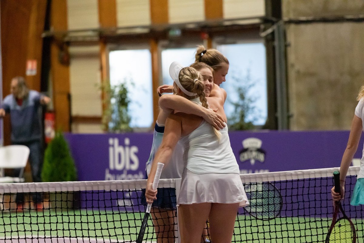 AllyaneSport's tweet photo. Retour en images sur le Tournoi International de tennis féminin 🎾

Allyane Sport était partenaire de ce bel événement organisé à Saint-Étienne par @EVerneycarron (créatrice et organisatrice du tournoi)

📷 Léo Sorlin photographe, Julien Manevy, et Laurène Guillaume

#tennis https://t.co/EwkHqmbgJF