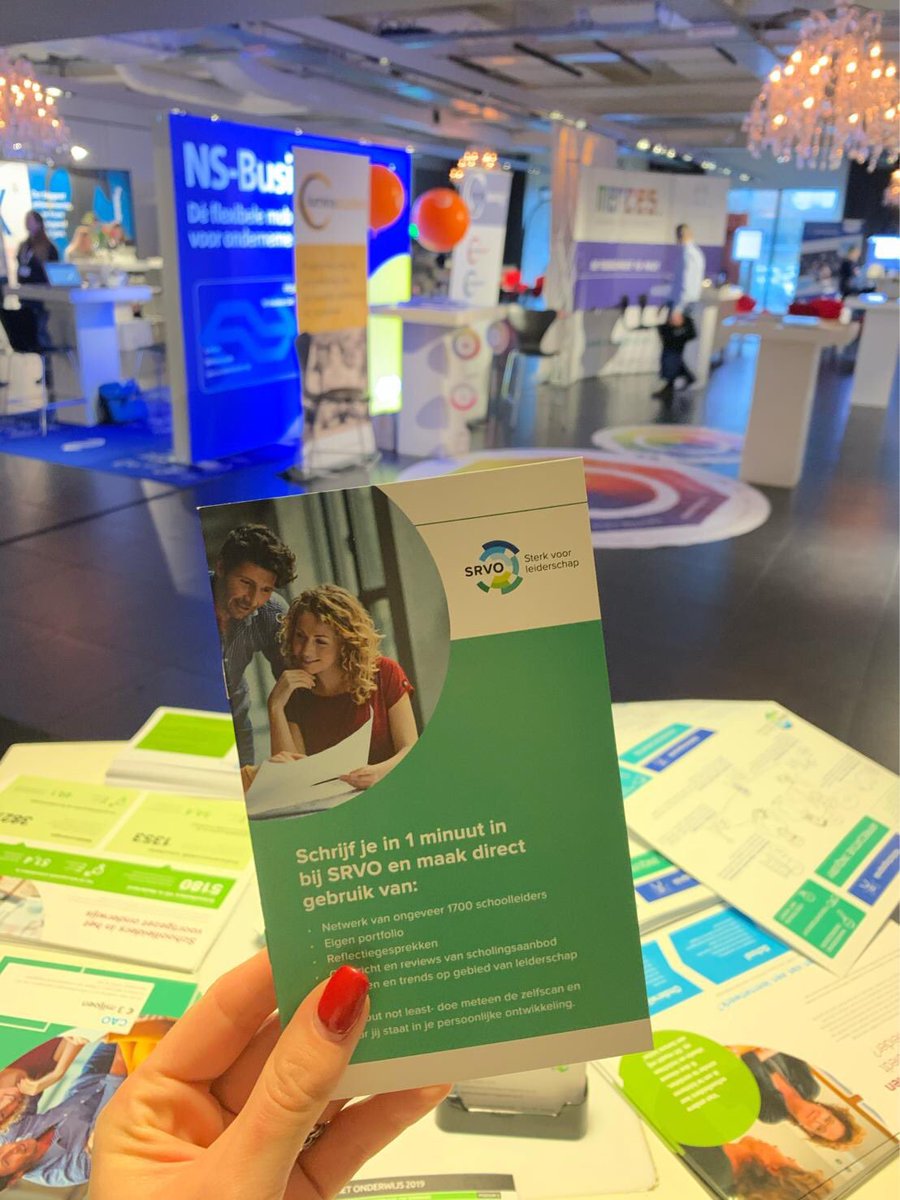 @HRMenhetOnderwijs al 11 jaar #jaarcongres voor oa #schoolleiders. Natuurlijk was <a href="/slrvo/">SRVO</a> daar vandaag ook bij om de landelijke reflectiemethodieken #schoolleidersvo te lanceren. We hebben nog plekken! Meld je aan via info@schoolleidersregistervo.nl 
#samenlerenenontwikkelen