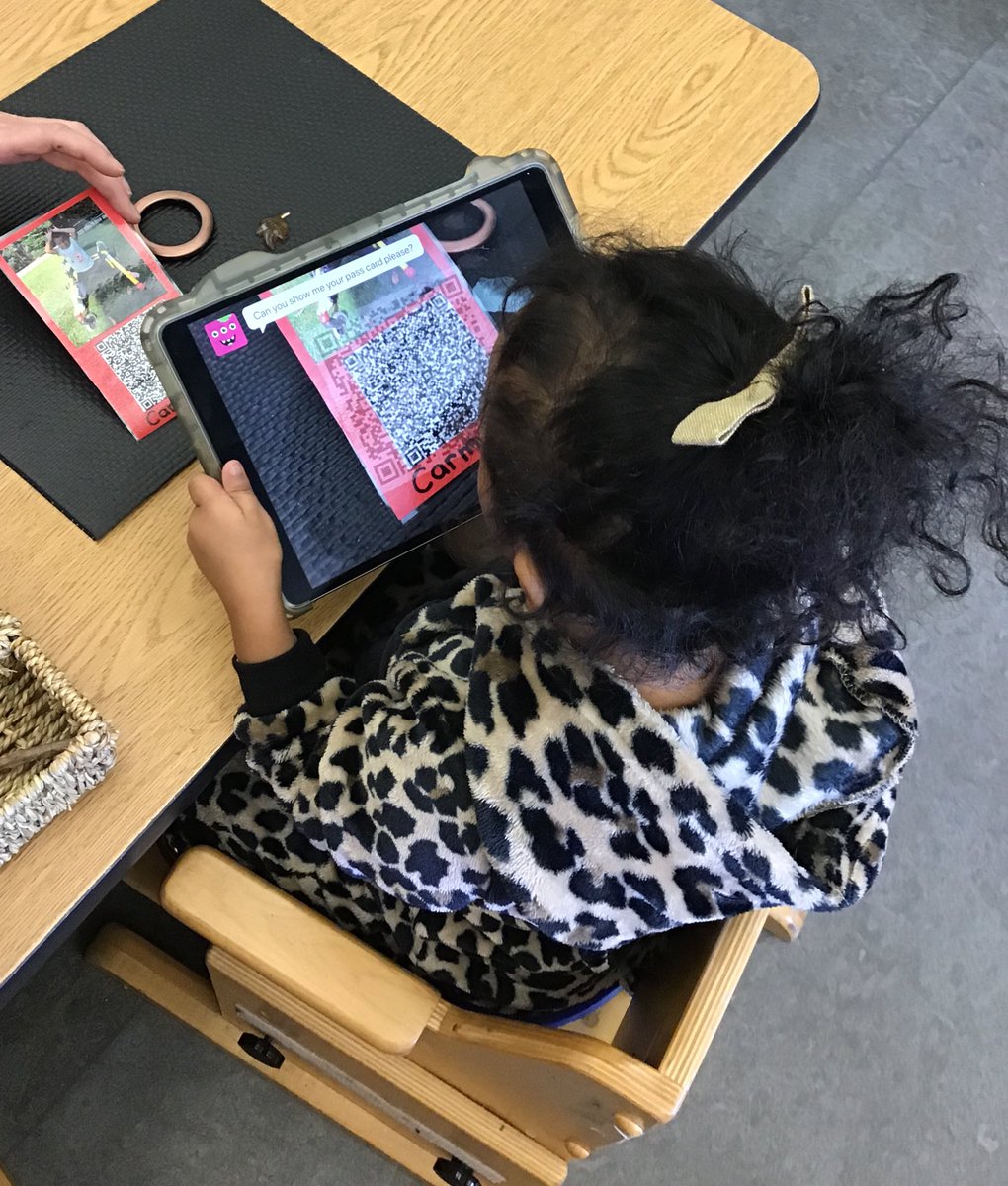 BloorviewSchool's tweet photo. The moment when you use @D2L #BrightspacePortfolio for the first time 🙌🏽

This student is waking up #Funster to document her loose parts creation. Then she tells Funster how she used each part to make a 😃

#Portfolio #StudentVoice #Kindergarten #DocumentLearning #DreamLearnGrow https://t.co/umIqT59lT8