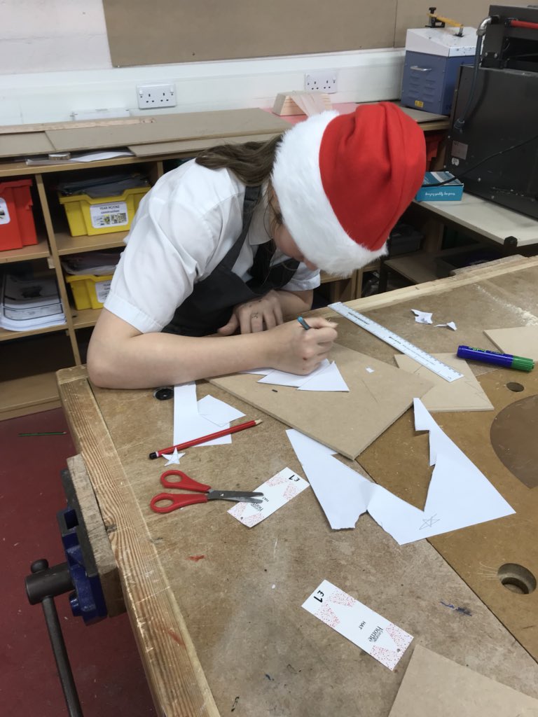 WHSteamtech's tweet image. Santa’s elves busy at work in extra-curriculum KS3 DT #dt #westleighway