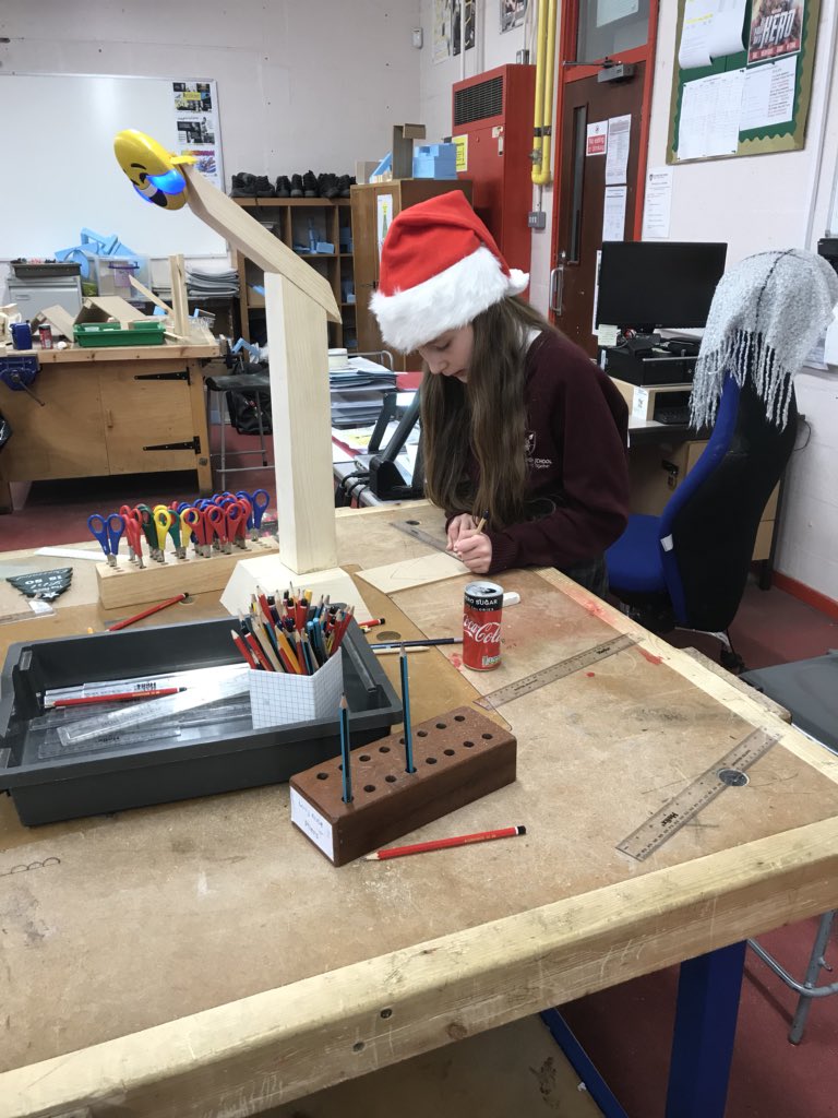 WHSteamtech's tweet image. Santa’s elves busy at work in extra-curriculum KS3 DT #dt #westleighway