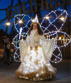 Ontdek hoe leuk een pretpark in de winter kan zijn Agenda: Winter Slagharen - bit.ly/34odprN #pretpark #winter #lichtjes #kerst <a href="/ontdekslagharen/">Attractie- & Vakantiepark Slagharen 🤠</a>