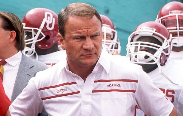DarrinDonnelly's tweet photo. “Some people are born on third base and go through life thinking they hit a triple. They have no idea how hard it is to get a single, get on first, and work your way around the bases.” – Barry Switzer #EarnIt https://t.co/2mzPQimPnp https://t.co/kFoz0idDoD
