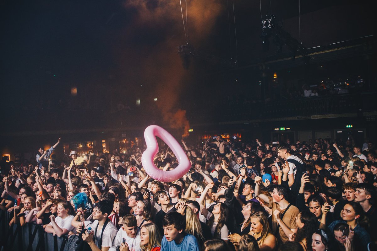 nohotashesband's tweet image. Last time we played @O2RitzManc was madness 🤩

We return for @BritProject feat. @RATBOY @IndoorPets &amp;amp; @feetband v.soon xxx

➡️ gigst.rs/BSP19