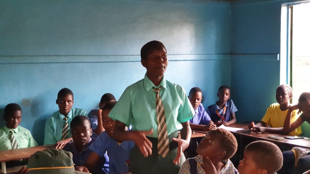 rncypt's tweet photo. Access to safe drinking water is one of the greatest threats to child rights in Eiffiel Flats, Kadoma. Environmental &amp; human made factors have affected  access to water. Young people &amp; their community resolved to engage stakeholders to push for action toward the crisis. #GAM2019 https://t.co/oAY3FNrWWk