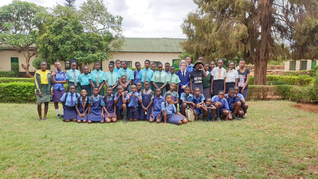 rncypt's tweet photo. Access to safe drinking water is one of the greatest threats to child rights in Eiffiel Flats, Kadoma. Environmental &amp; human made factors have affected  access to water. Young people &amp; their community resolved to engage stakeholders to push for action toward the crisis. #GAM2019 https://t.co/oAY3FNrWWk
