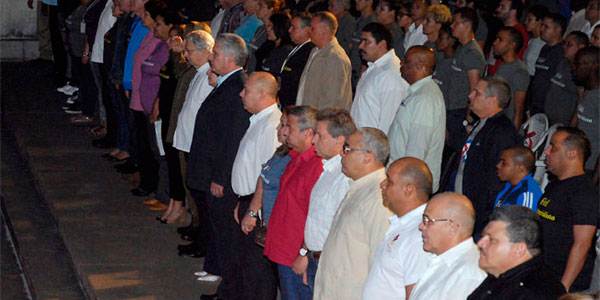 BohemiaCuba's tweet photo. #TributoaFidel De vuelta a casa (+video) https://t.co/9yZXNnTRoJ https://t.co/3pz65hSXz0