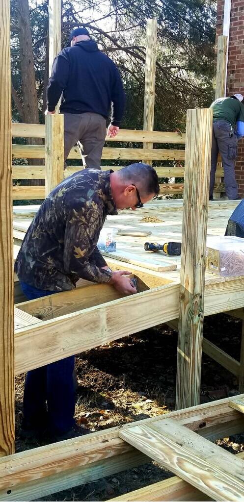 tayloward's tweet photo. Had a great day honor a Veteran just in time for Thanksgiving. Thank you to @PHHTweet for all your support and making it so easy for us. We apprecite @DavidBe19144310 and store 3646 partnering up with us. https://t.co/nbJllCQl1J