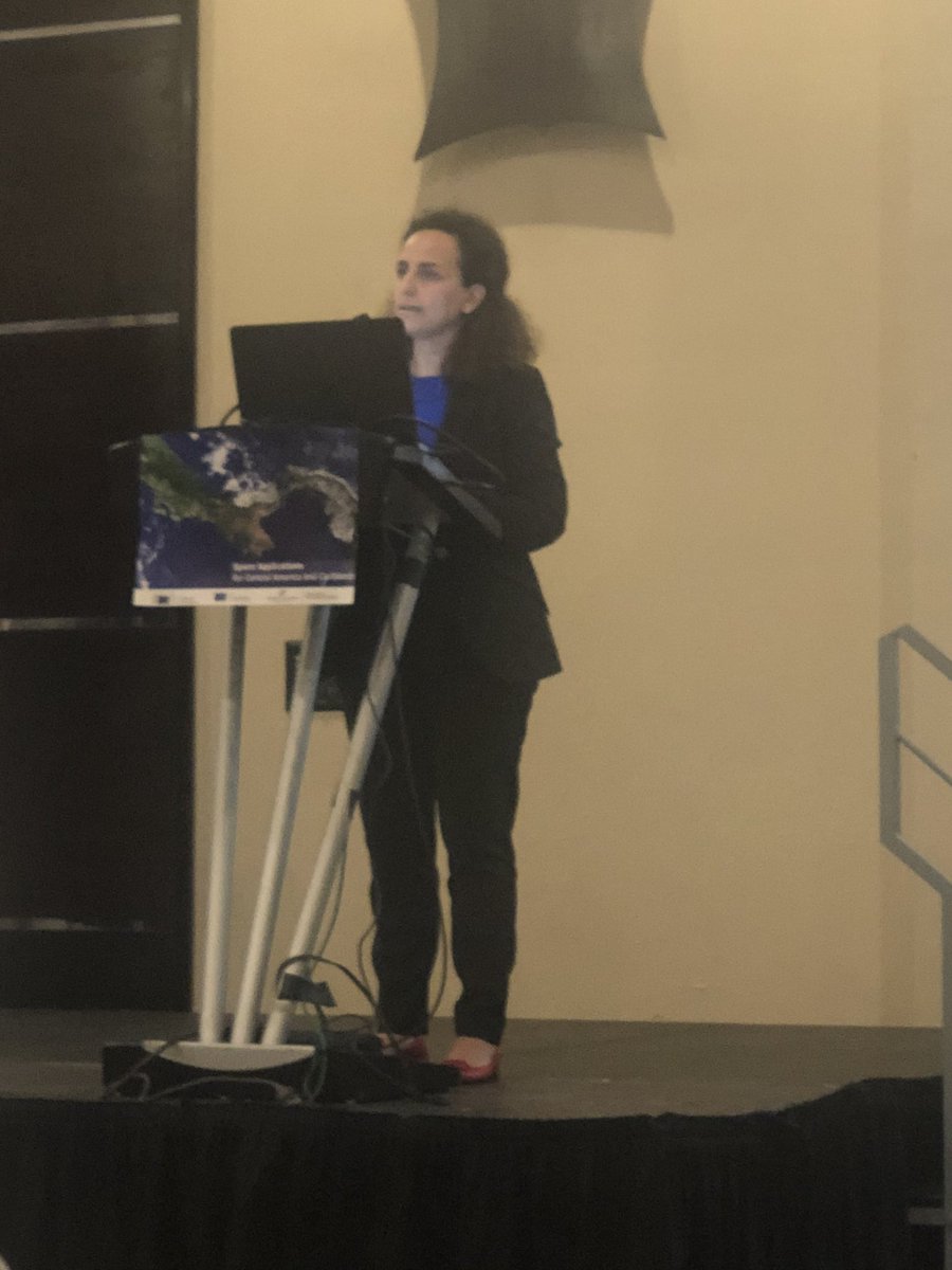 donnellyroryp's tweet photo. Ana Sebastian Lopez from #GMV  at the #Copernicus workshop in Panama presenting the Hummingbird project and a range of operational geospatial services delivering benefit to citizens around the world. https://t.co/VAhmkvKRCc
