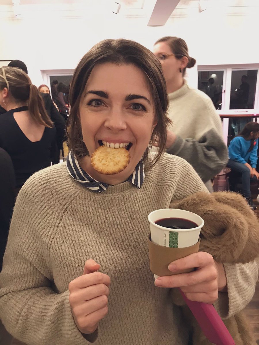 RosieisaHolt's tweet image. I mean. #almostdecember